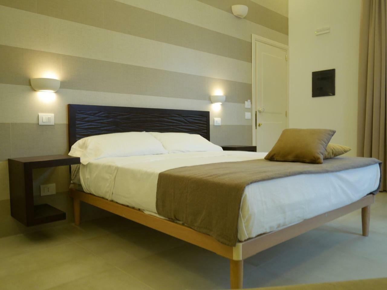 レッチェ Palazzo San Lazzaro Bed & Breakfast エクステリア 写真