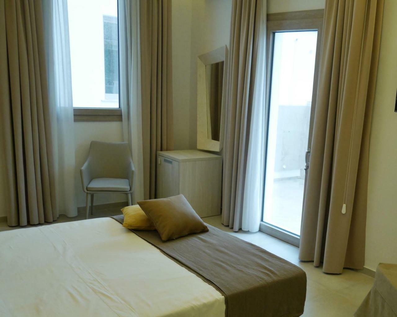 レッチェ Palazzo San Lazzaro Bed & Breakfast エクステリア 写真